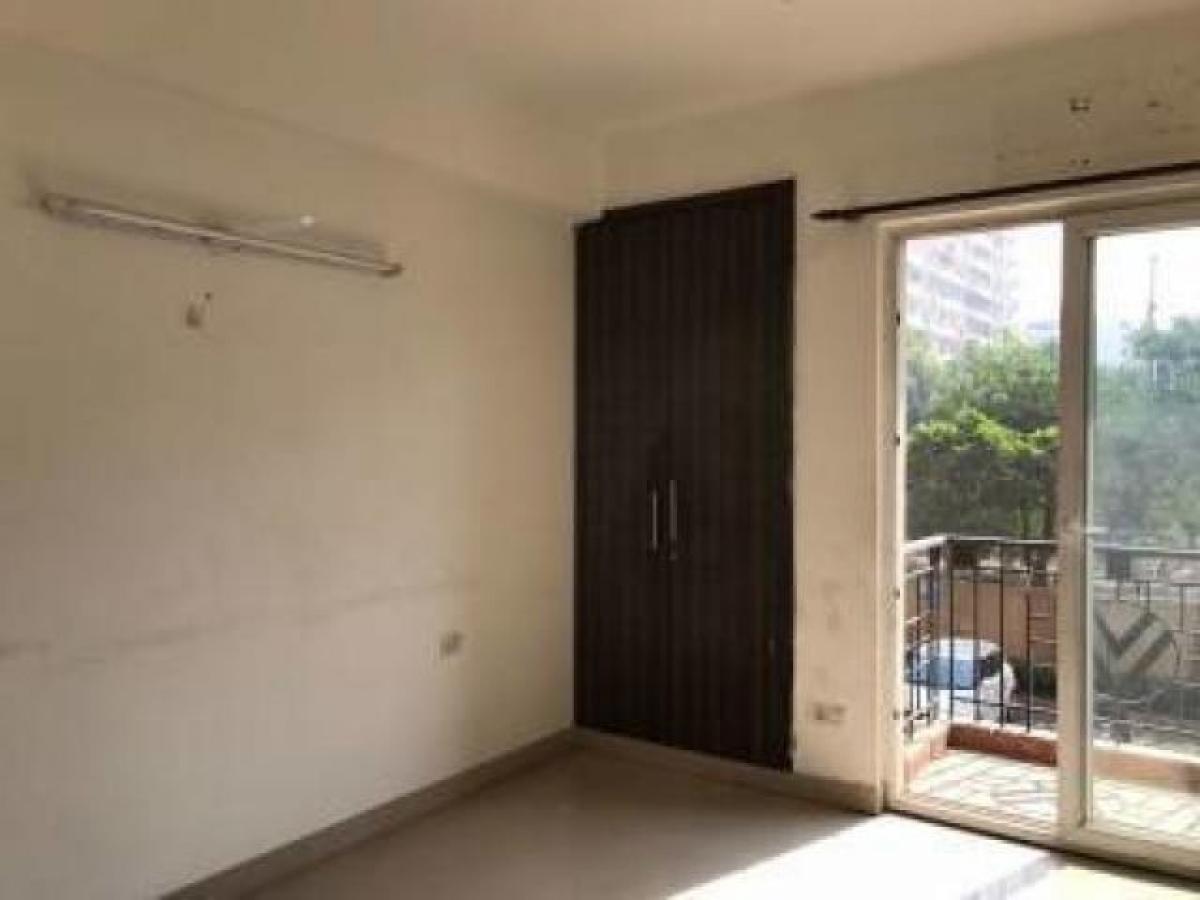 3 bedrooms House in Ghaziabad, India No. 56237