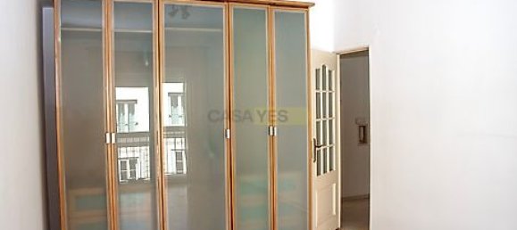 2 bedrooms Apartment in Lisbon, Portugal No. 10797 11