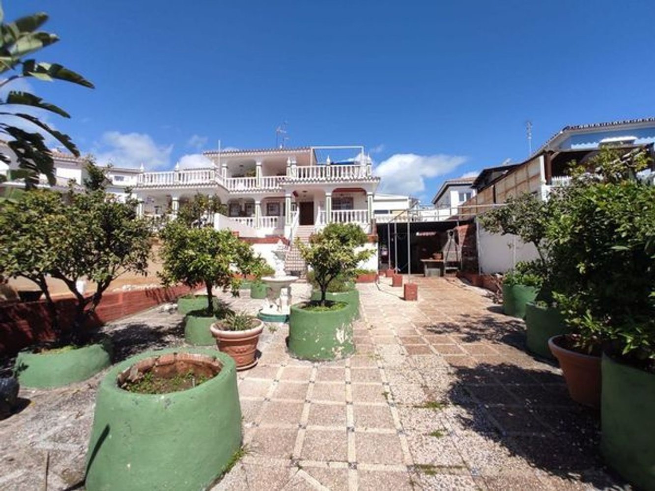 Дом с 5 спальнями в Марбелья, Испания № 175376