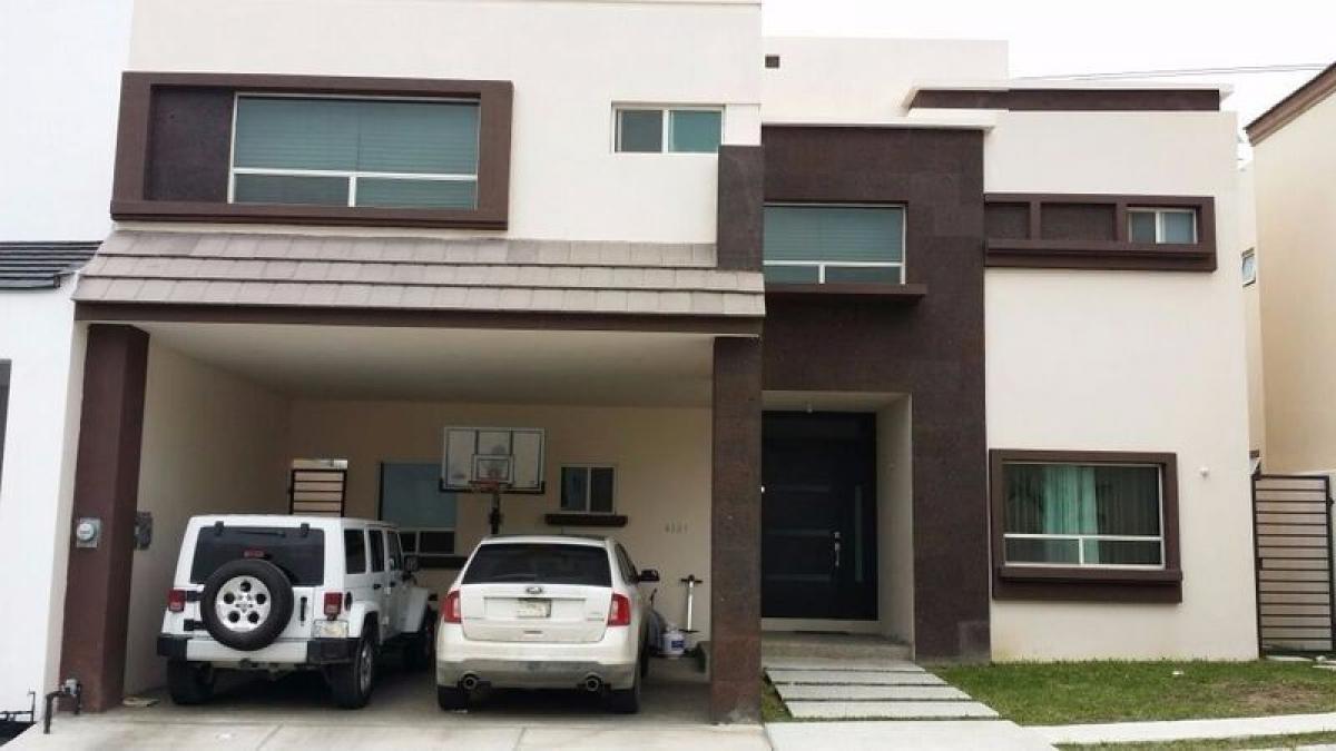 Casa de 3 dormitorios en Nuevo León, Mexico No. 182643