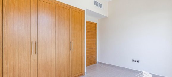 4 bedrooms Villa in Jumeirah Park, UAE No. 16790 9