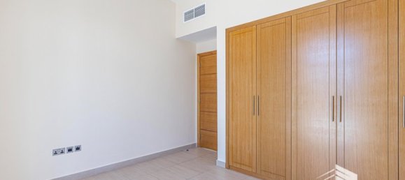 4 bedrooms Villa in Jumeirah Park, UAE No. 16790 12