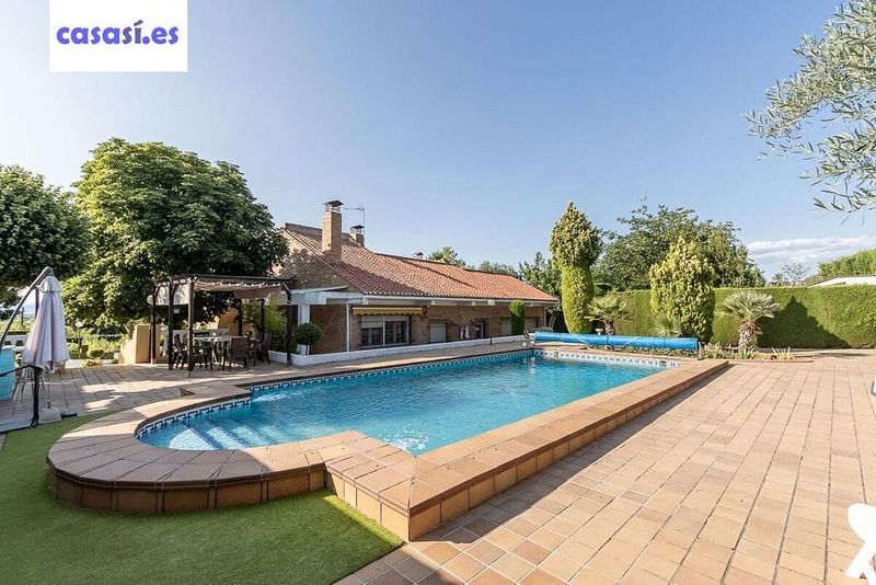 4 bedrooms House in La Zubia, Spain No. 230185