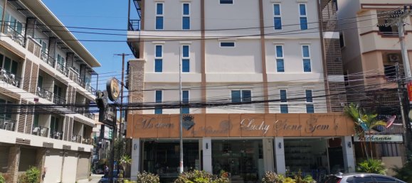 9 bedrooms Commercial property for sale in Pattaya, Chonburi, Eastern Thailand, Thailand № 66833 5