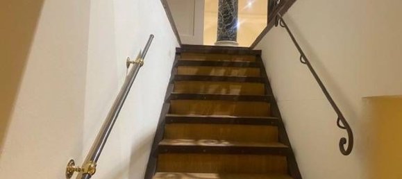 2-Zimmer Gewerbliche Immobilie in Florence, Italy, Nr. 220294 14