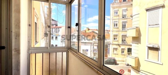 3 bedrooms Apartment in Lisbon, Portugal No. 316313 5