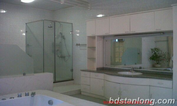 5 Schlafzimmer Villa in Tay Ho, Vietnam, Nr. 7181