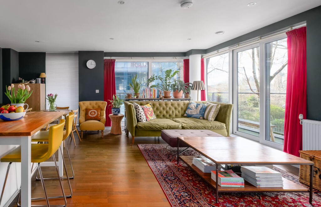 Дом с 2 спальнями в Лондон, Великобритания № 14168