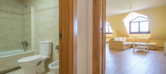 3 bedrooms Penthouse in Carral, Spain No. 170561 17