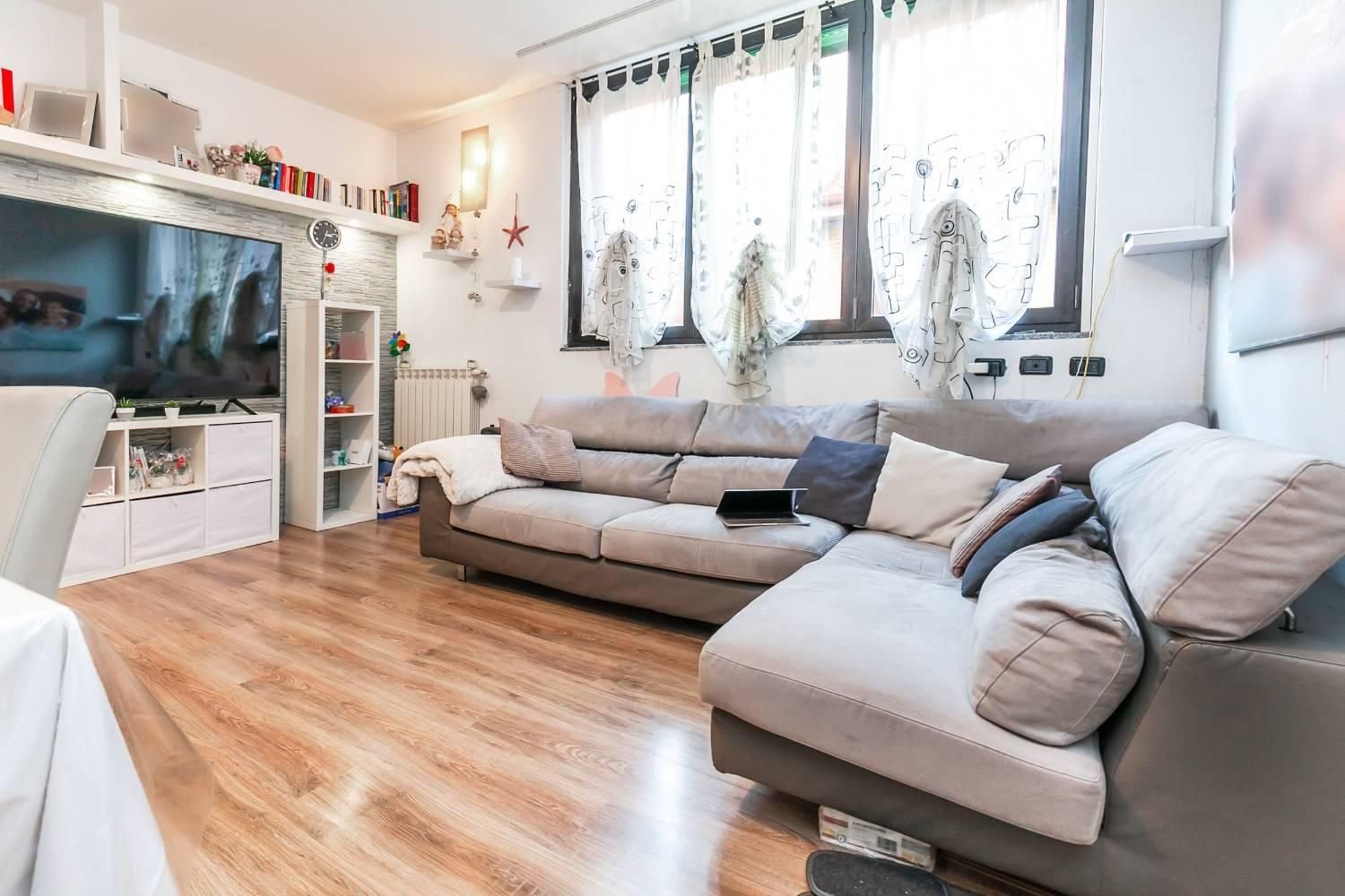 2 rooms Apartment in Settimo Milanese, Italy No. 216024