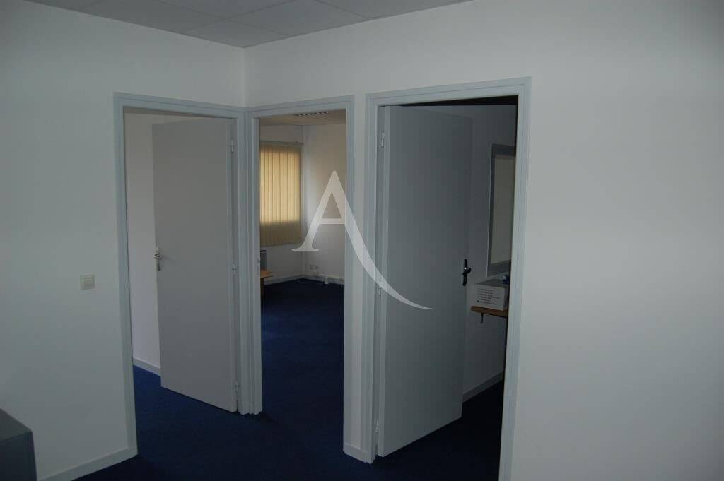 Gewerbliche Immobilie in Blois, France 212m², Nr. 84203