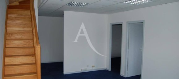 Gewerbliche Immobilie in Blois, France 212m², Nr. 84203 2
