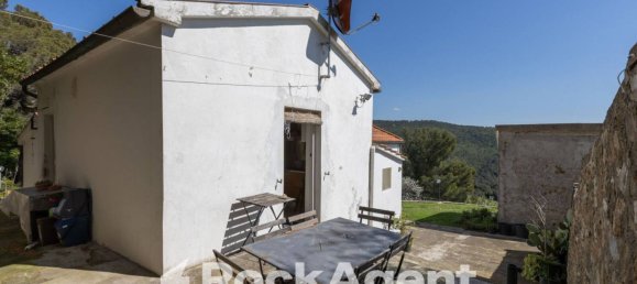 2 غرف نوم فيلا في Livorno, Italy رقم 287169 10