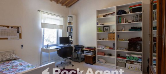 2 غرف نوم فيلا في Livorno, Italy رقم 287169 30