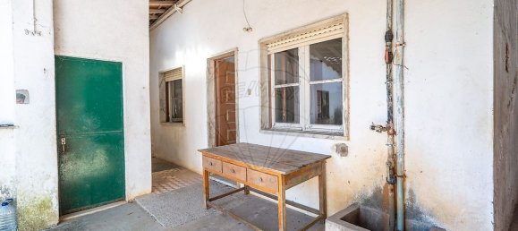 3 bedrooms House in Igreja Nova do Sobral, Portugal No. 174154 9