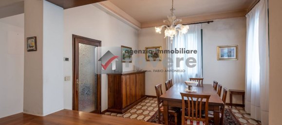 10-salle Villa à Maserada sul Piave, Italy No. 197380 2