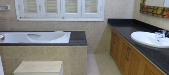 4 bedrooms Villa in Tay Ho, Vietnam No. 4593 26