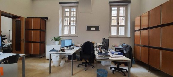 70m² Office in Casale Monferrato, Italy No. 344437 4