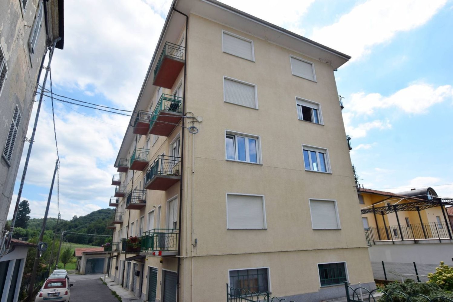 4-salle Appartement à Vicoforte, Italy No. 285944