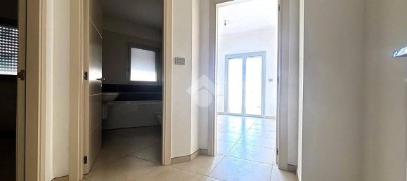 3 chambres Appartement à Molfetta, Italy No. 305819 8