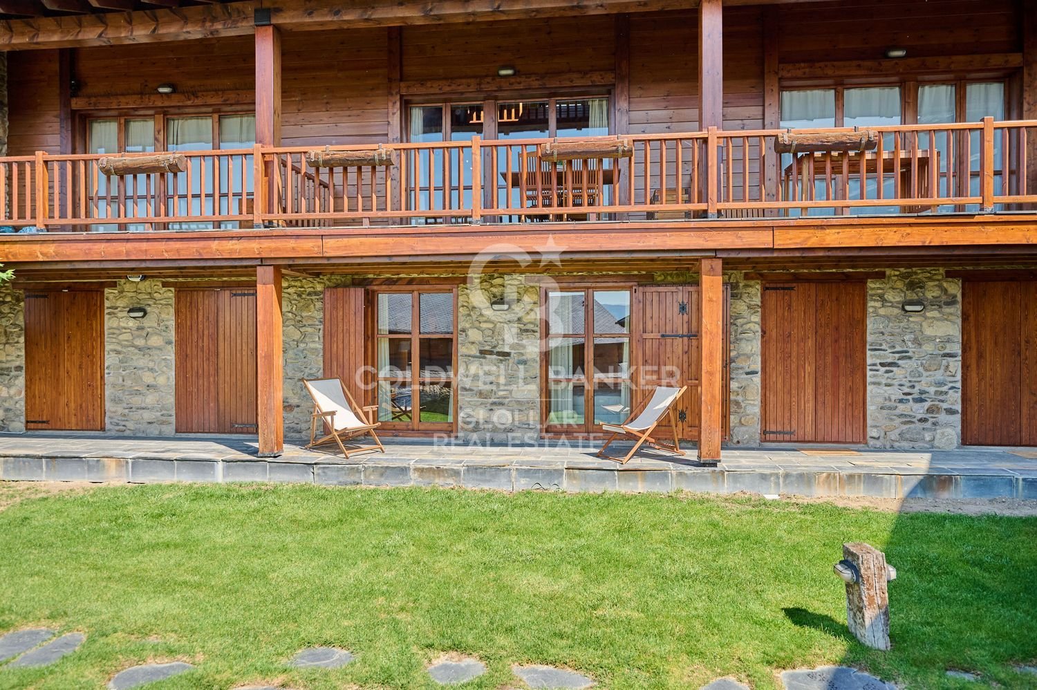 Adosado de 4 dormitorios en Gerona, Spain No. 84113