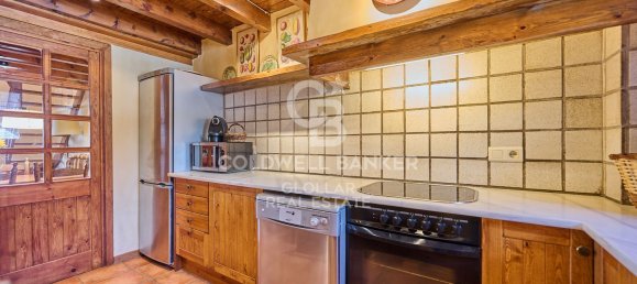 Adosado de 4 dormitorios en Gerona, Spain No. 84113 17