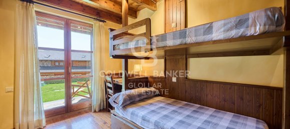 Adosado de 4 dormitorios en Gerona, Spain No. 84113 36