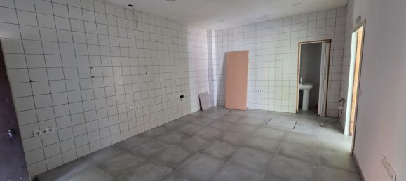  عقار تجاري في Andalusia, Spain 108متر مربع رقم 135383 10