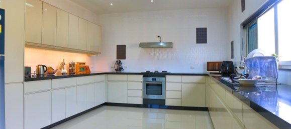 4 dormitorios villa en venta en Pattaya, Chonburi, Eastern Thailand, Thailand № 173523 6