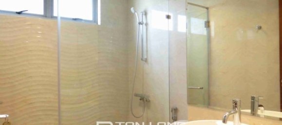 3 bedrooms Apartment in Dong Da, Vietnam No. 1478 10