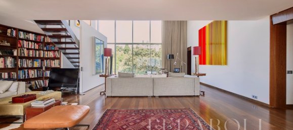 3 bedrooms Duplex in Lisbon, Portugal No. 105228 2