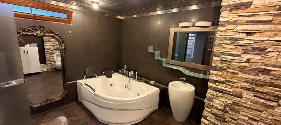 5 غرف نوم شقة في Nasimi, Azerbaijan رقم 1561 36