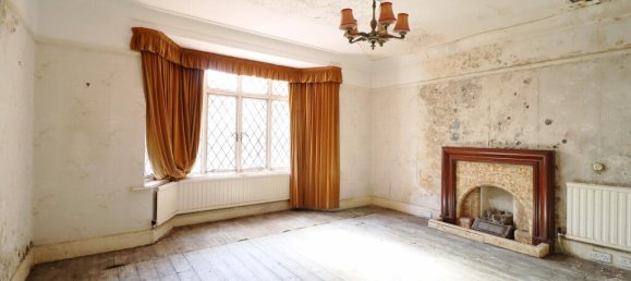 5 bedrooms House in Beckenham, United Kingdom No. 867 4