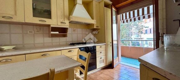 2 chambres Appartement à Genoa, Italy No. 372864 3