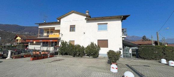 6 rooms House in Loranzè, Italy No. 175032 31