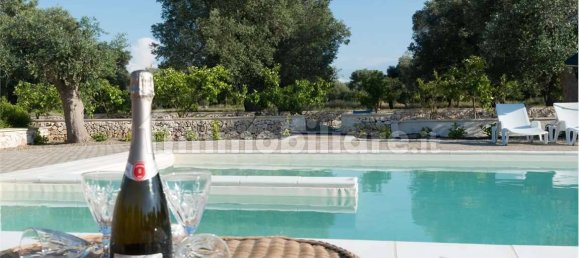 Casa de 5 habitaciónes en San Michele Salentino, Italy No. 154397 26