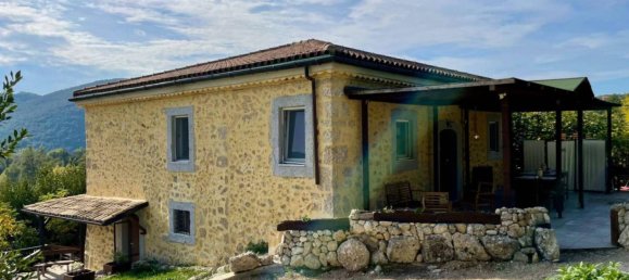 Дом с 4 спальнями в Арпино, Италия № 56360 2