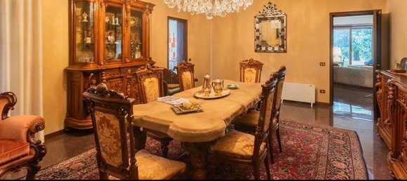 5 bedrooms Villa in Fagnano Olona, Italy No. 355771 15