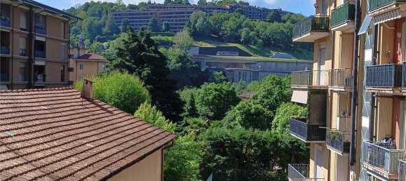 3 rooms Apartment in Maslianico, Italy No. 310183 2