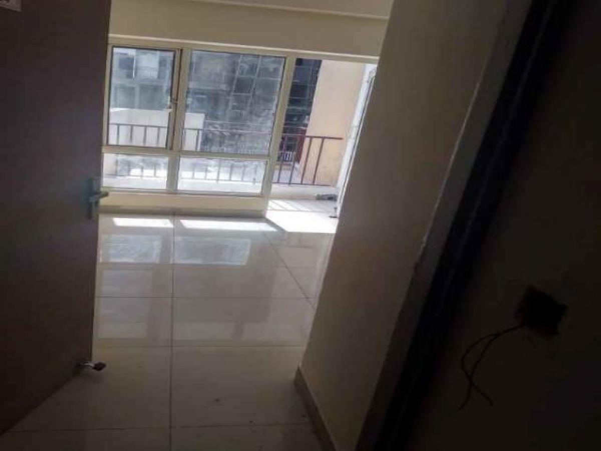 2 bedrooms House in Noida, India No. 67960