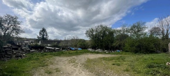 526m² Land in Labbeville, France No. 187005 4