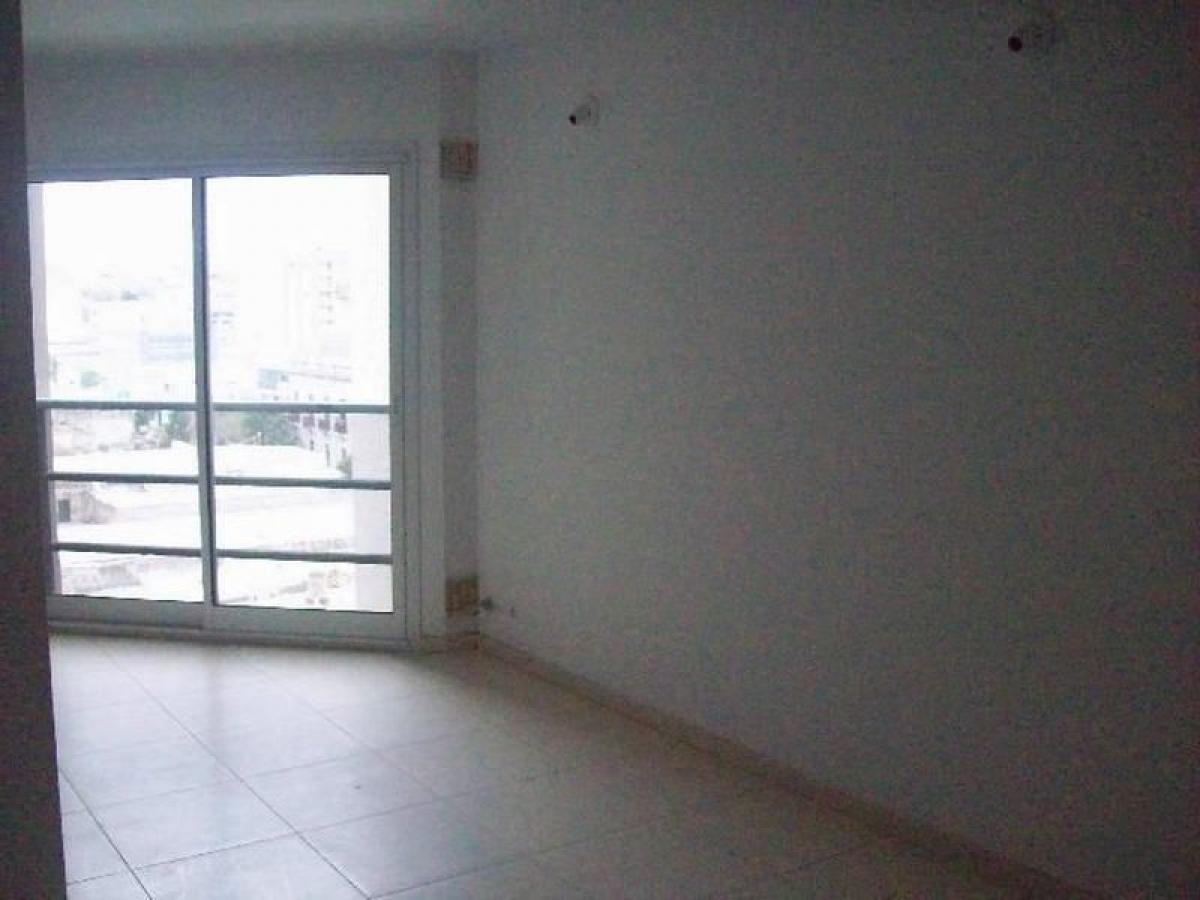 Studio in Cordoba, Argentina No. 6760