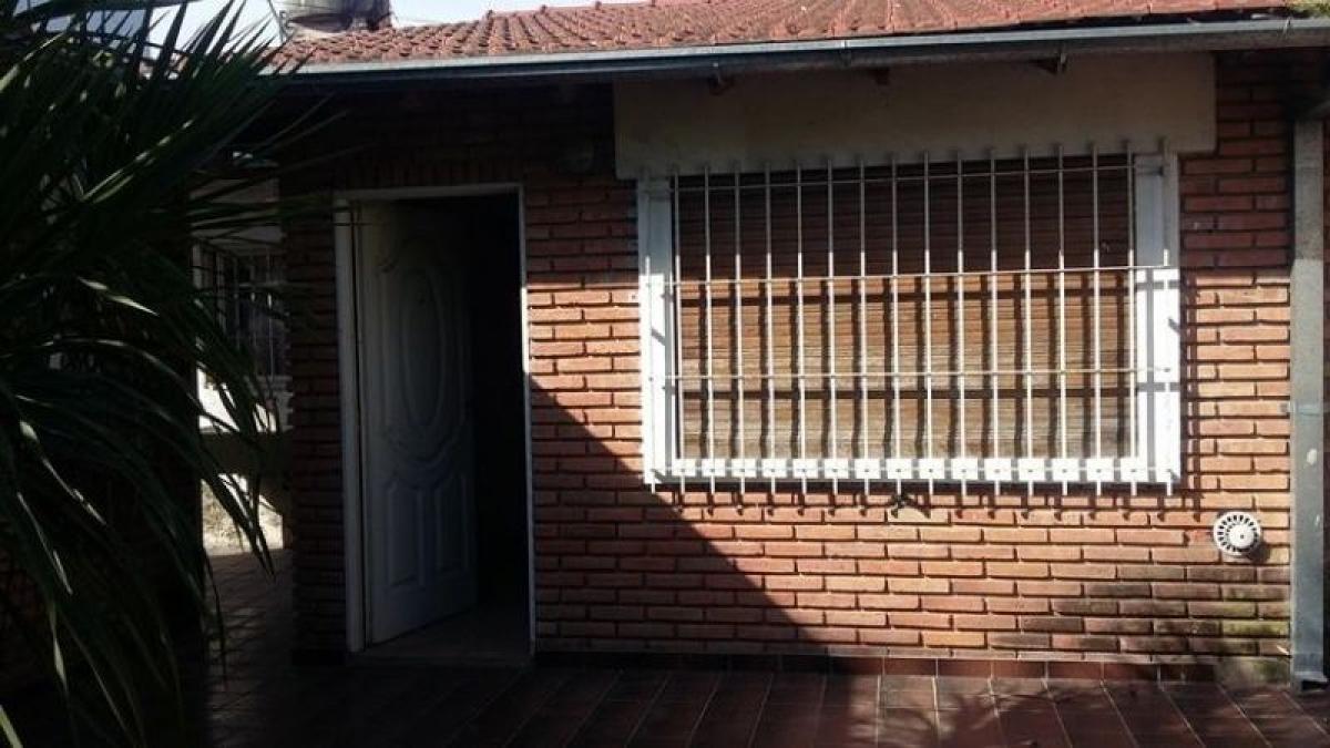 2 bedrooms House in San Miguel, Argentina No. 1710