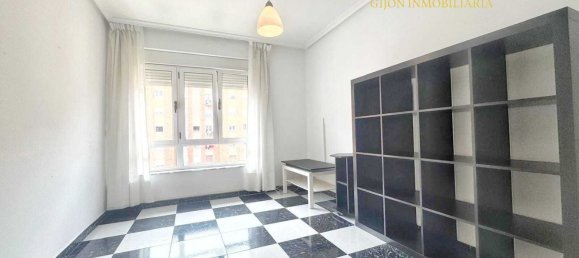 4 غرف نوم شقة في Gijon, Spain رقم 169894 2