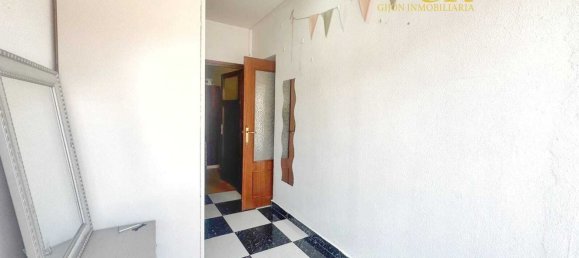 4 غرف نوم شقة في Gijon, Spain رقم 169894 9