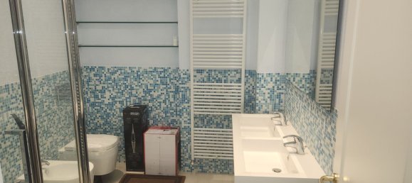 4-salle Appartement à Rapallo, Italy No. 112090 9