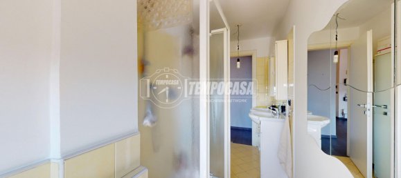 Квартира с 2 спальнями в Монкальери, Италия № 347112 19