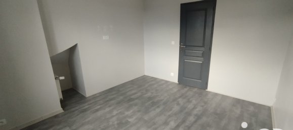 6 bedrooms House in Naveil, France No. 252758 12