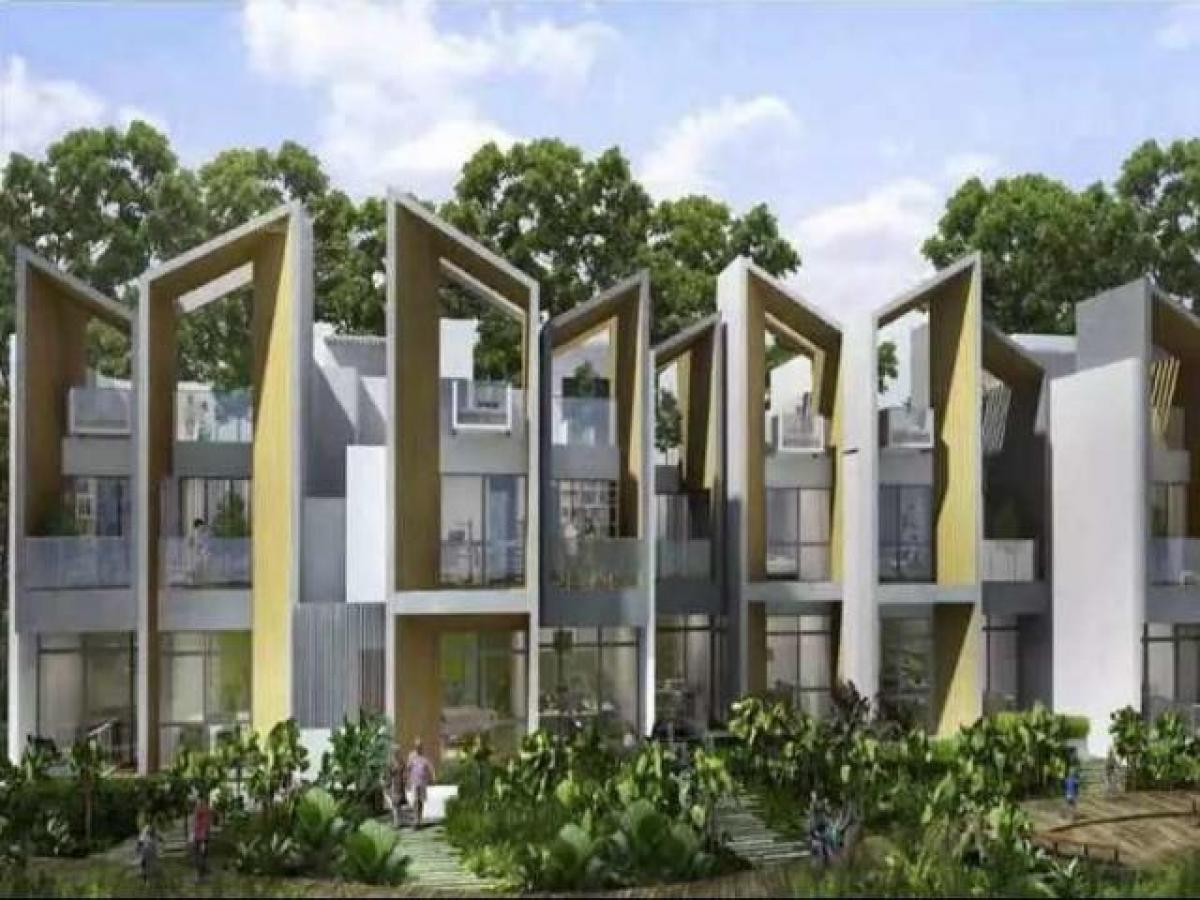 Дом с 4 спальнями в Нойда, Индия № 24336