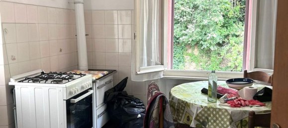 3 rooms Apartment in Perugia, Italy No. 289723 9